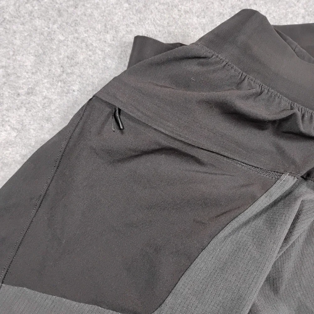 Lululemon Namaste At The Beach Shorts Mens Large Black Grey 8 Inch Inseam